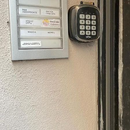 Casa Zinzuledda Cagliari Apartment Ngoại thất bức ảnh